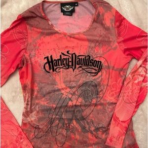 Size Medium long sleeve thin light tee from Harley Davidson. New, never worn